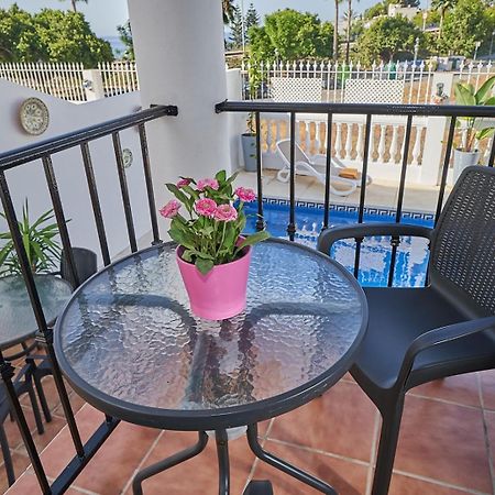 Villa Pura - Private Jacuzzi & Heated Pool Nerja Kültér fotó