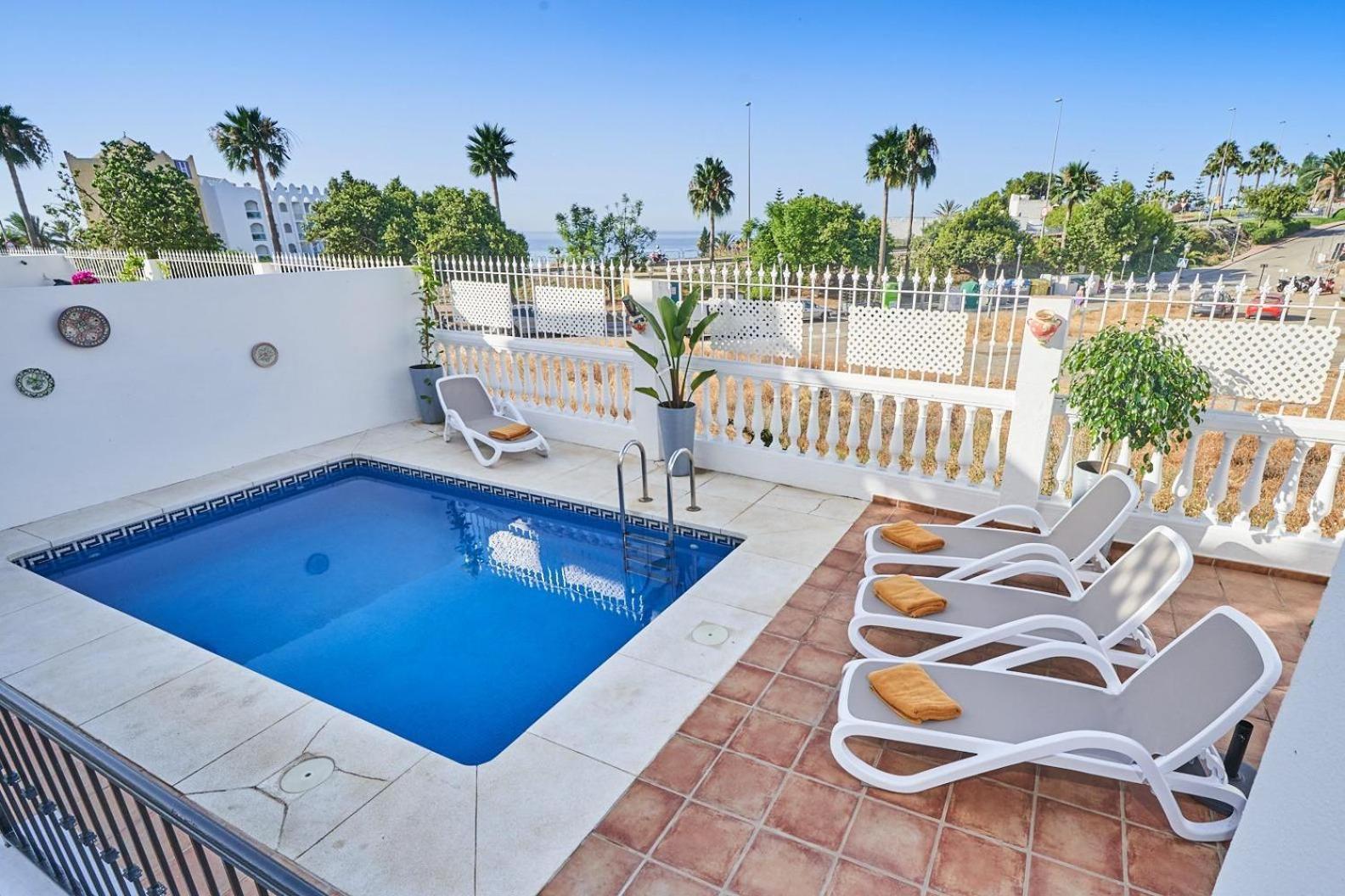 Villa Pura - Private Jacuzzi & Heated Pool Nerja Kültér fotó