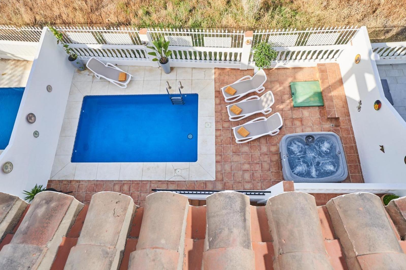 Villa Pura - Private Jacuzzi & Heated Pool Nerja Kültér fotó